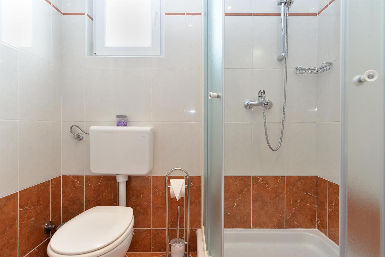 Apartment Snjezana 1064 Ровин Екстериор снимка